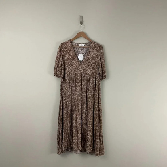 Petal & Pup Leopard Print Short Sleeve Midi Dress Size 2 NWT - Picture 1 of 6